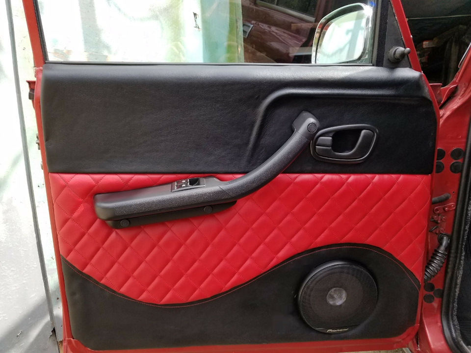 Комплект для замены штатных ксеноновых линз Bosch(BMW X) AL3/3R для ...