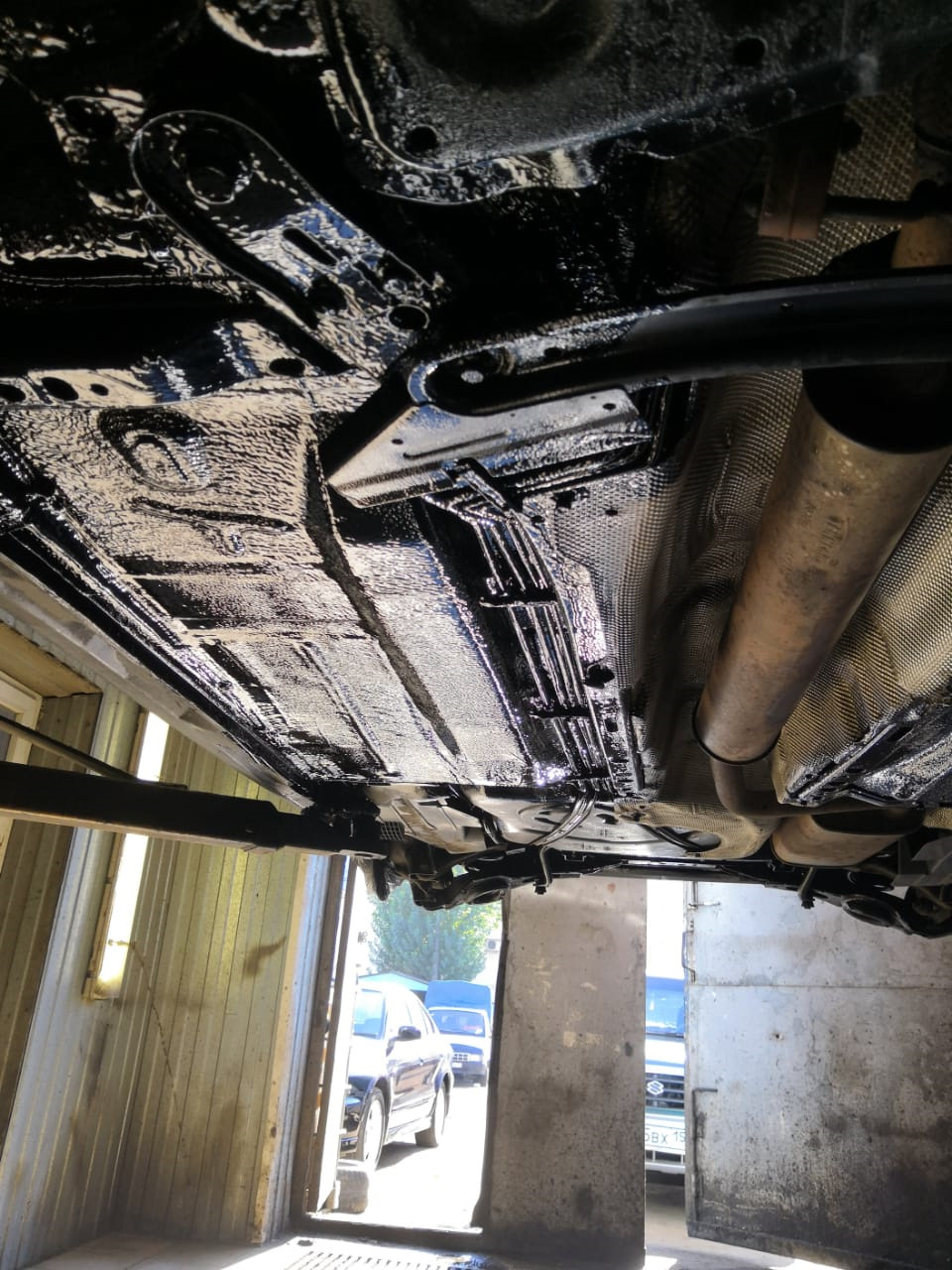 днище вольво. днище вольво xc60 дизель. днище volvo s40. Volvo - 264 днище. Volvo xc90 снизу.