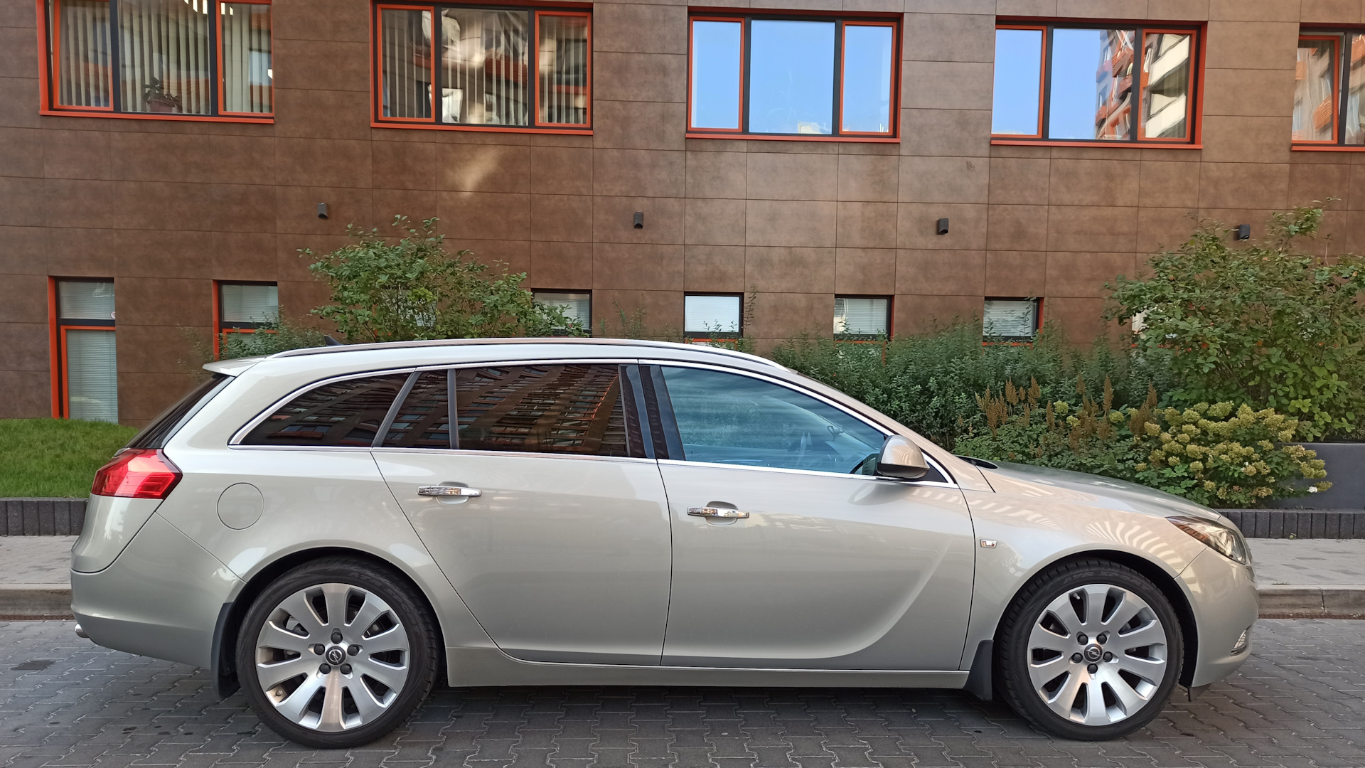 Opel Insignia 2 0 Turbo