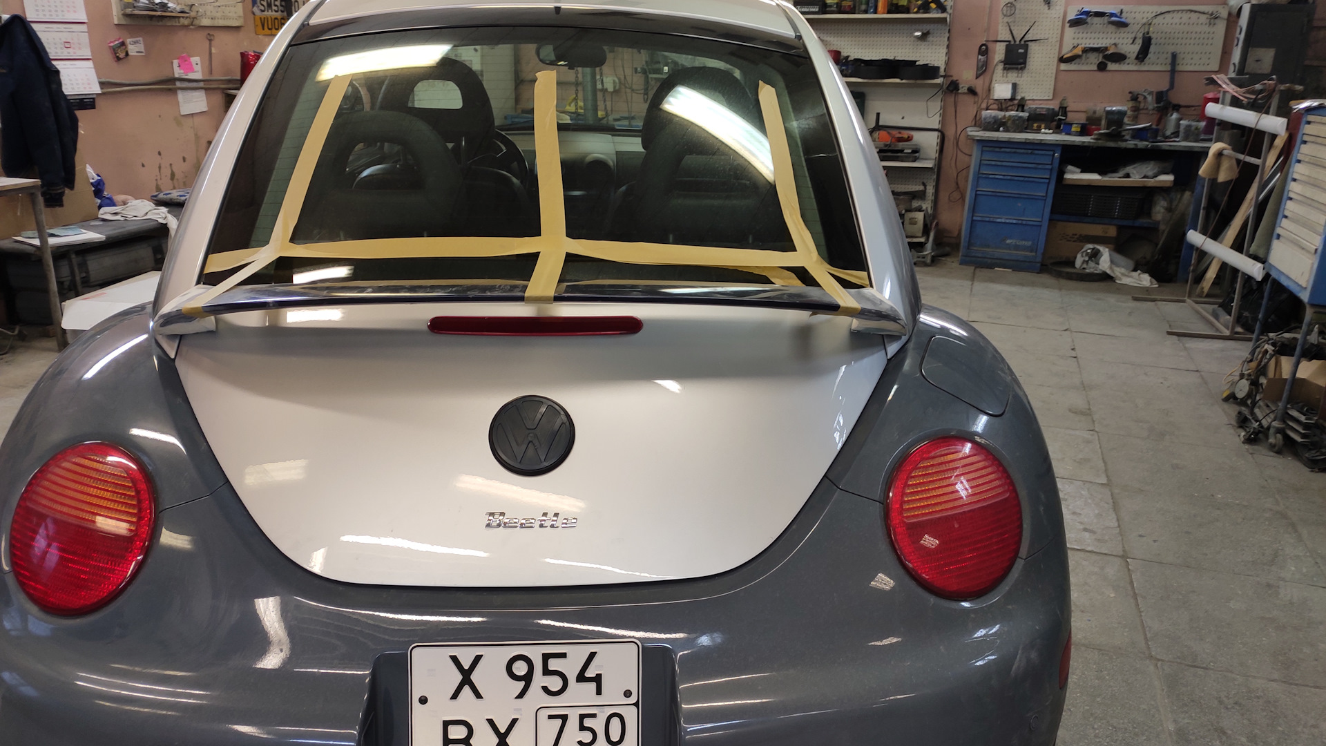 VW Beetle a4 Spoiler