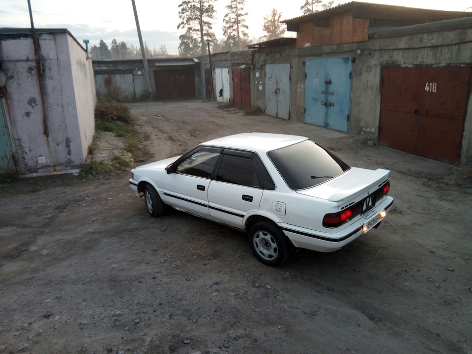 Красноярске тойота спринтер. Toyota Sprinter 1988. Тойота Спринтер ае90. Тойота Спринтер 1988. Тойота Спринтер 1988г.