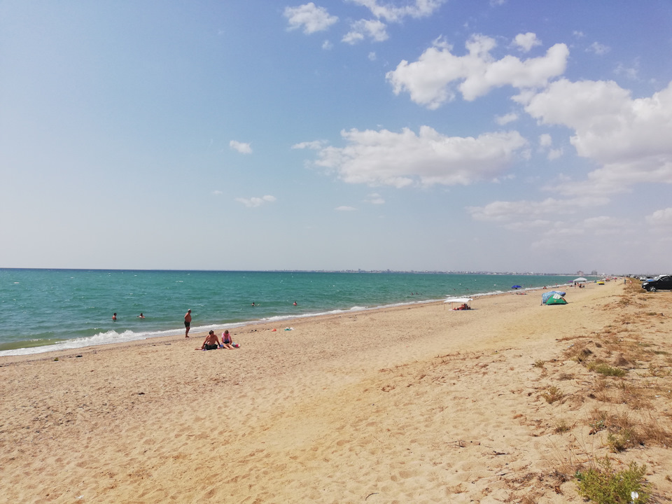 Пляж с видом на Евпоторию — Mazda CX-7