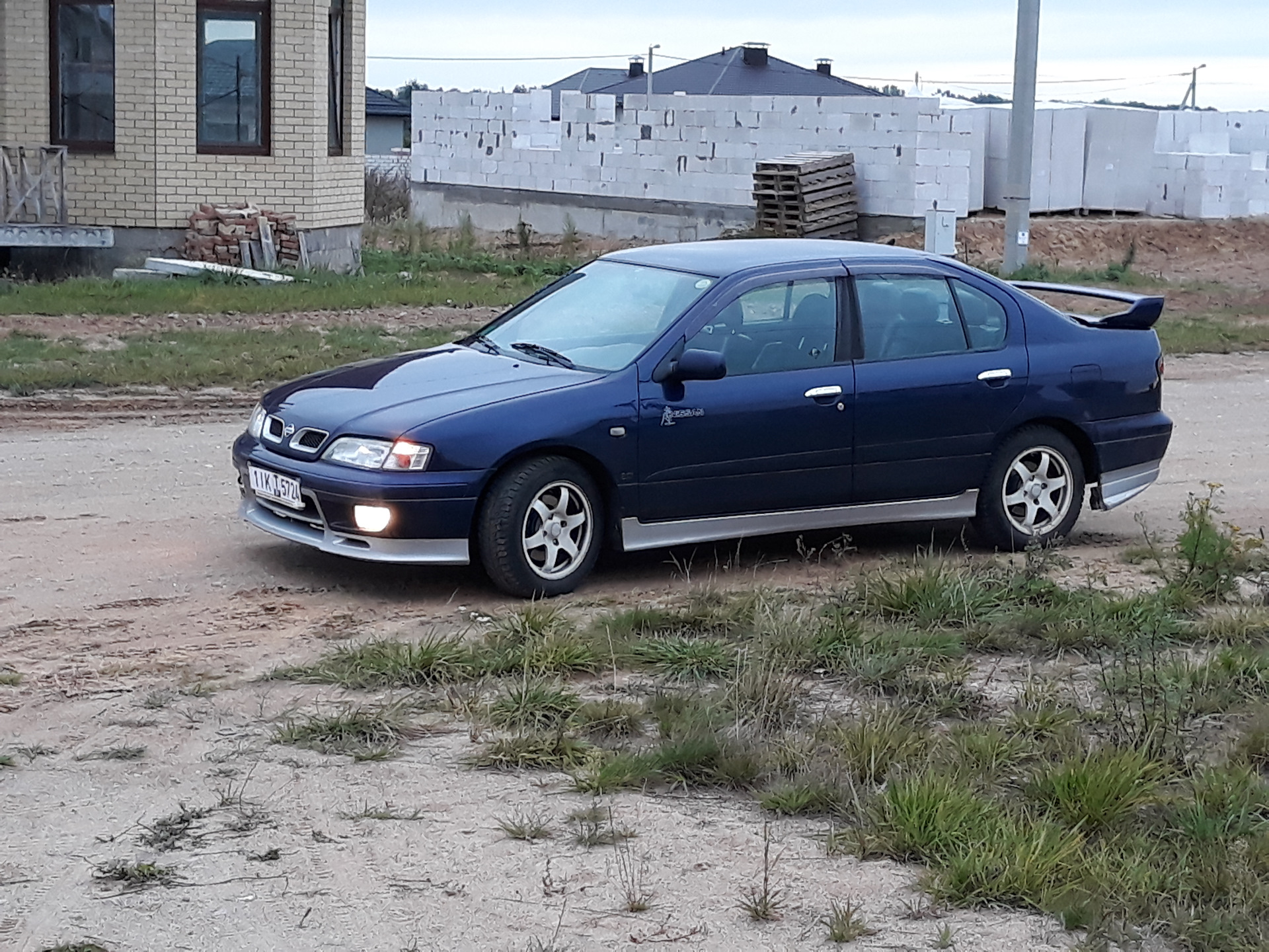 Nissan primera camino фото