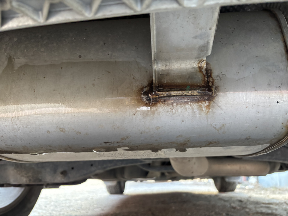 нанёс — Volkswagen Tiguan (2G)