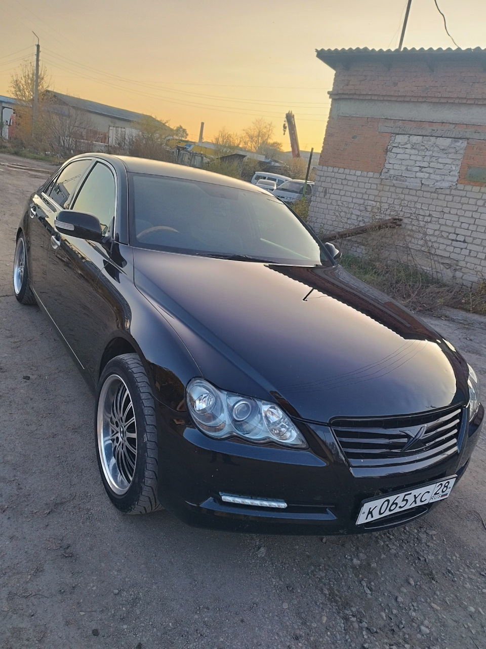 Покрытие жидким стеклом — Toyota Mark X (GRX120), 2,5 л, 2008 года |  стайлинг | DRIVE2