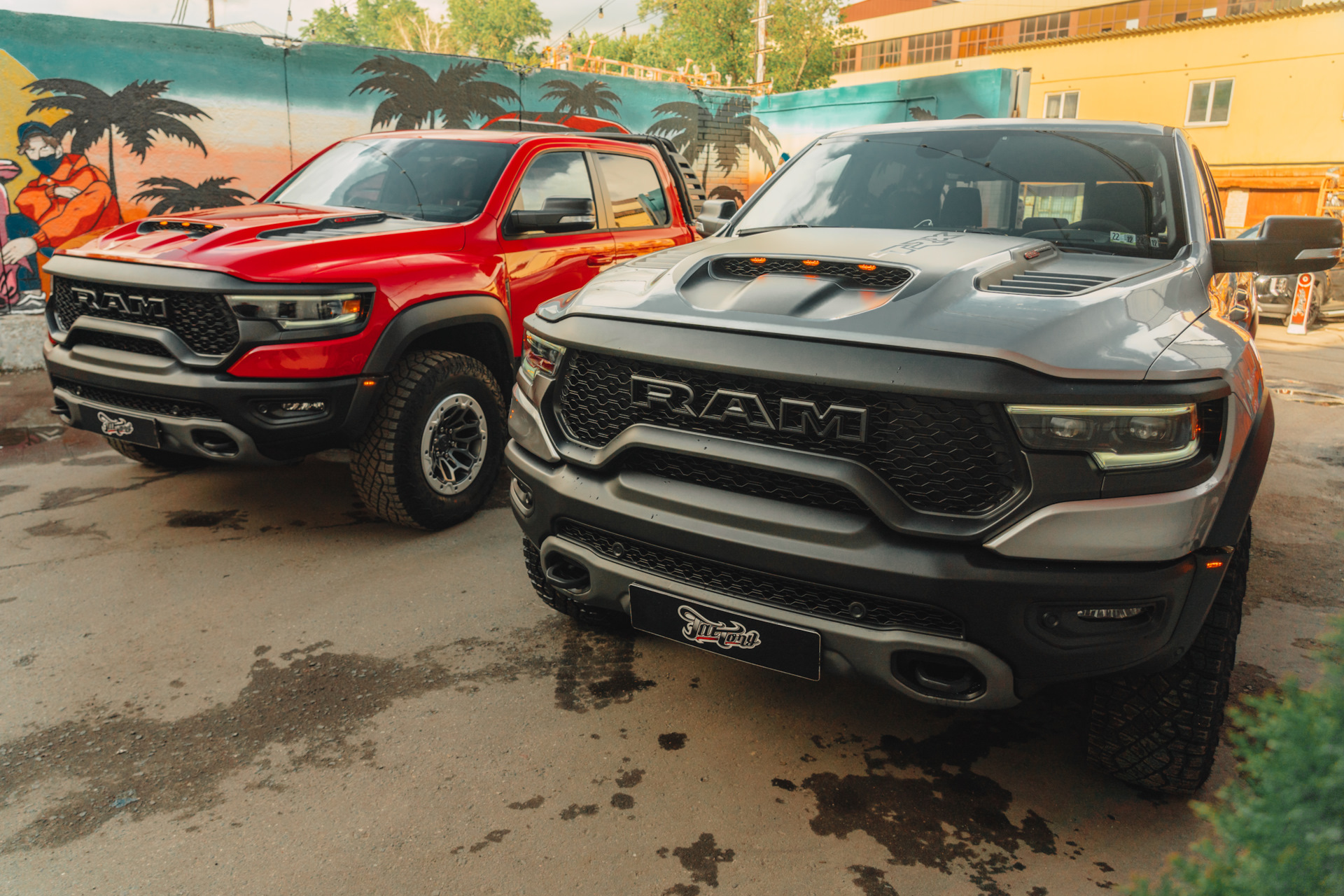 Ram TRX vs Ford Raptor