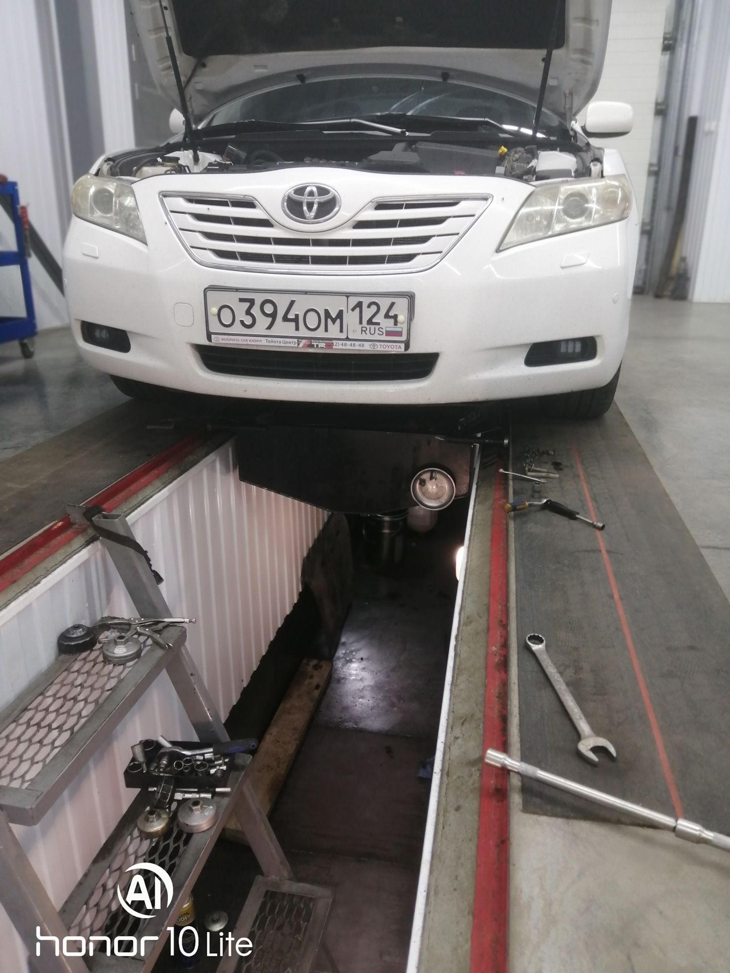 Частичная замена масла в коробке — Toyota Camry (XV40), 2,4 л, 2008 ...