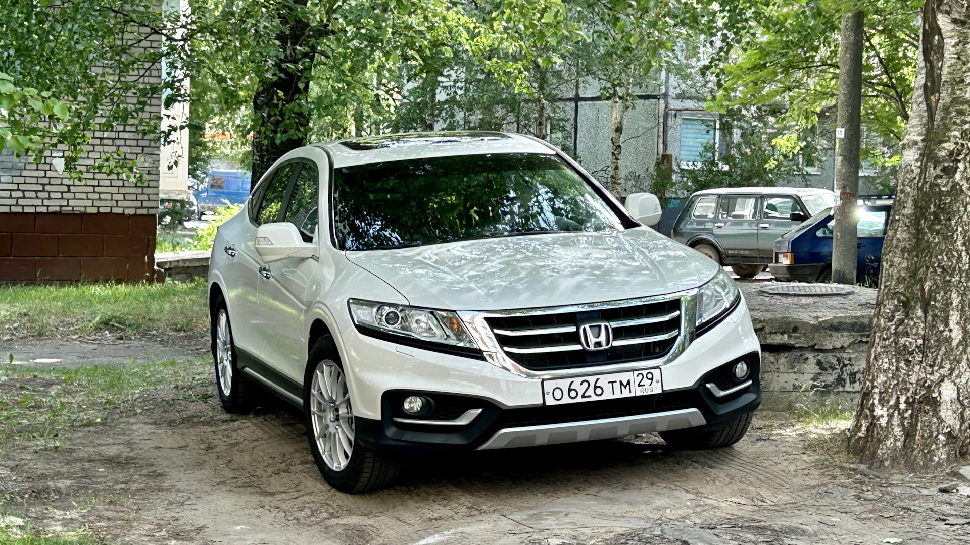 Honda Crosstour 2.4 бензиновый 2014 | 🇷🇺 WHITE PEARL на DRIVE2