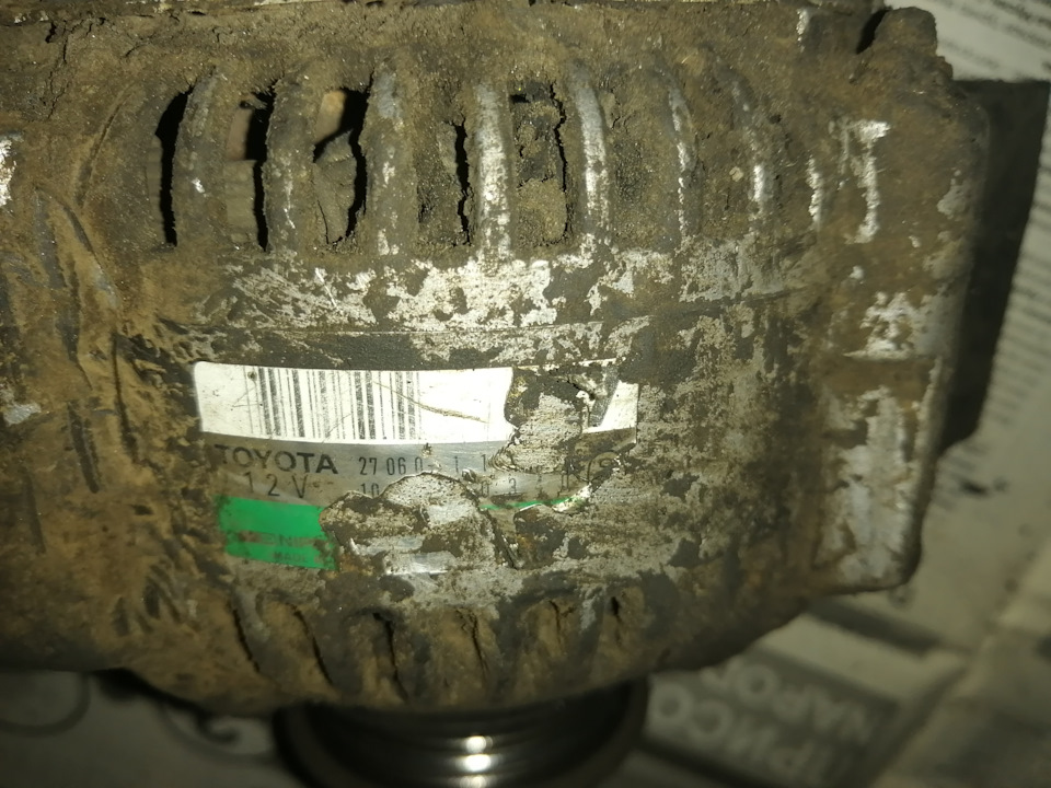 Разборка и замена подшипников, токосъемных колец и щеток генератора ...