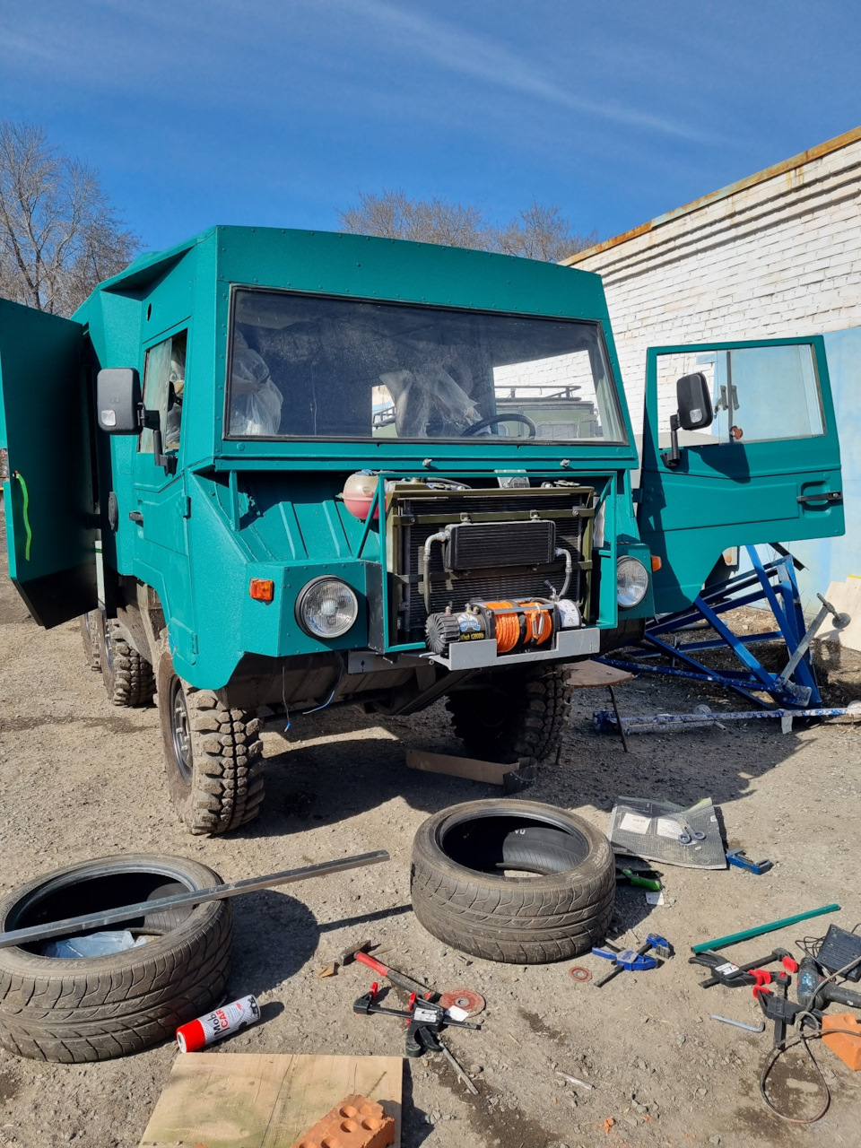 Площадка под лебедку. — Steyr-Daimler-Puch Pinzgauer712 6х6, 2,5 л, 1982  года | своими руками | DRIVE2