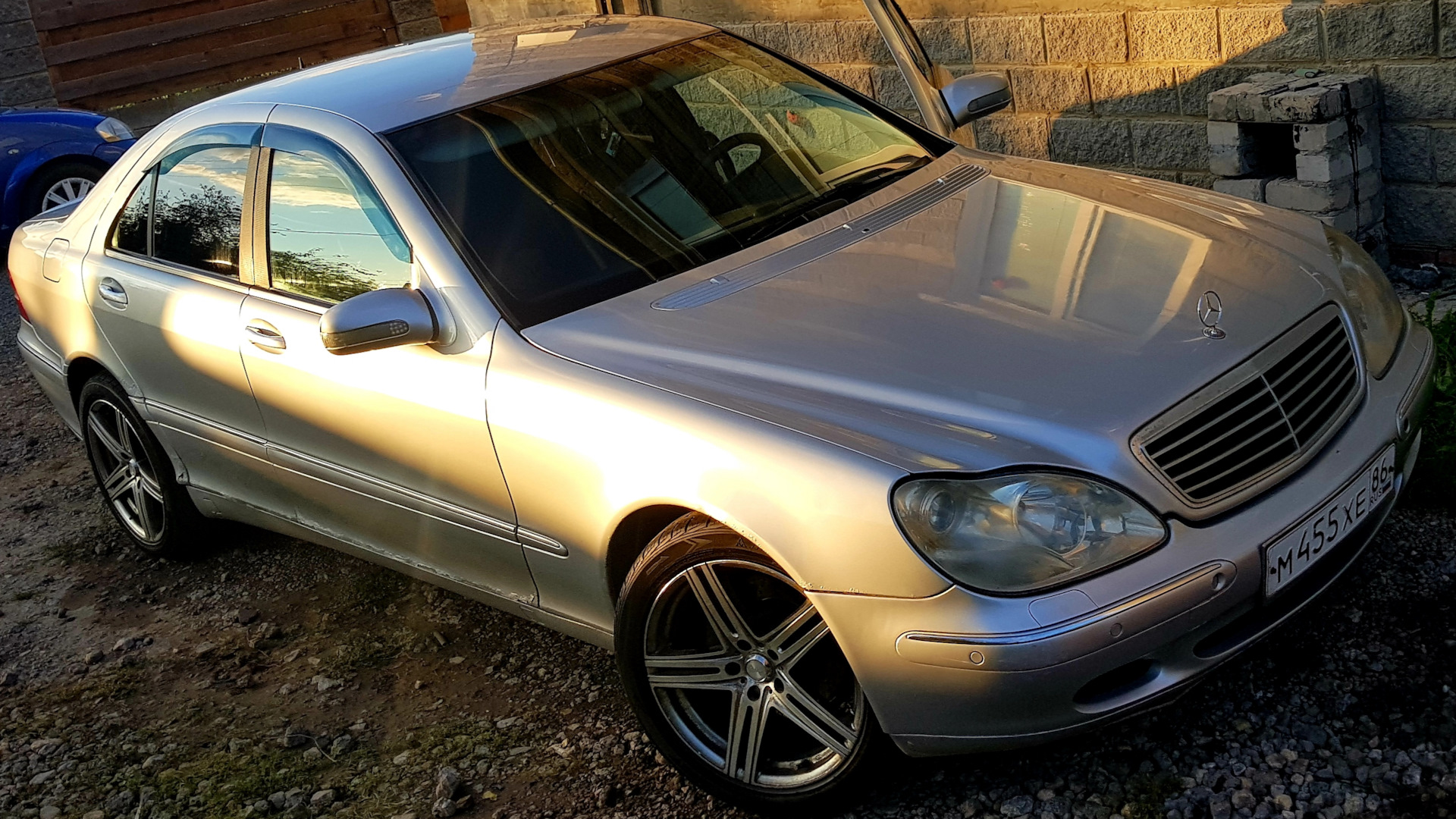 Mercedes-Benz S-Class (W220) 3.2 бензиновый 1999 | Серебристый на DRIVE2