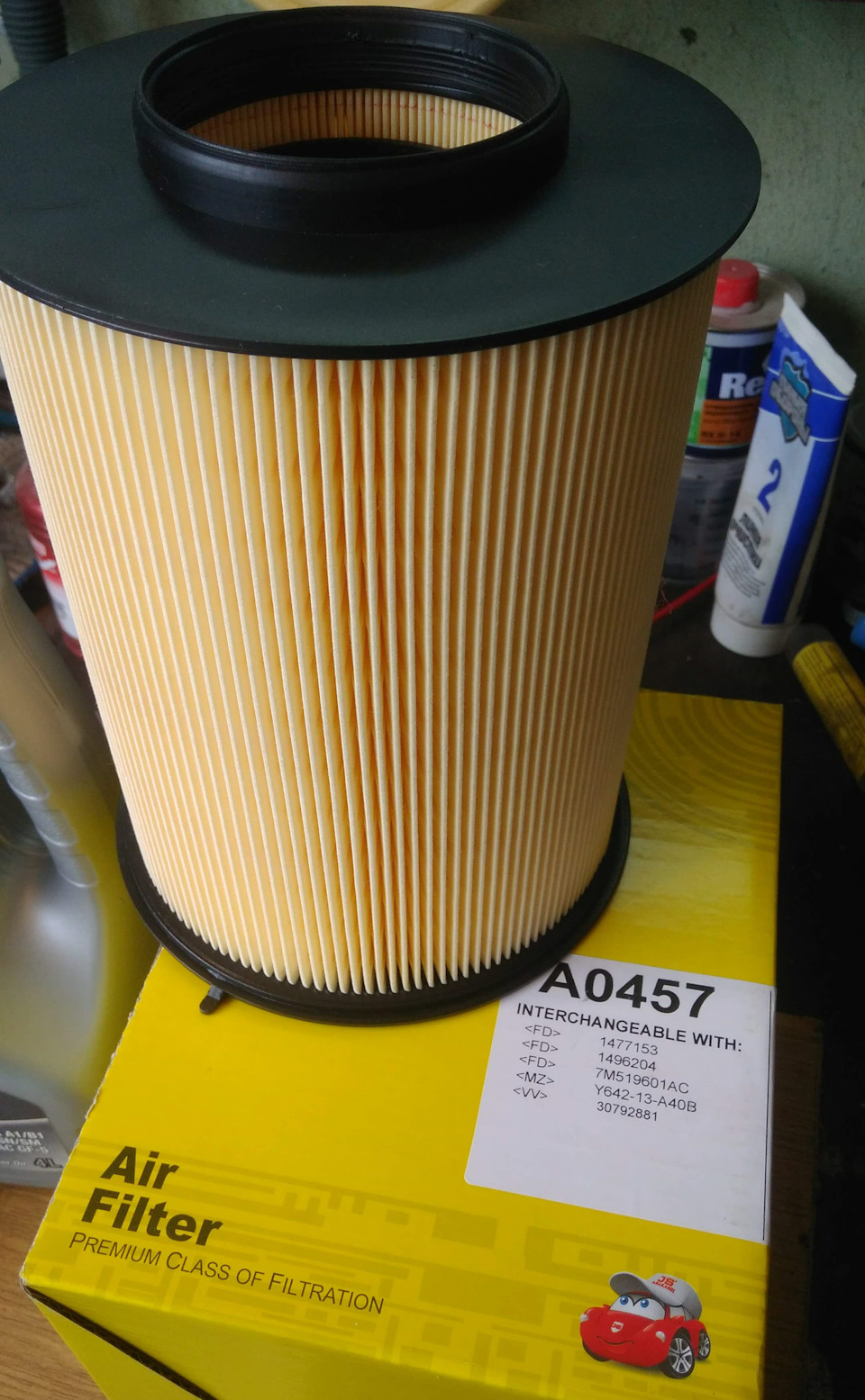 Фильтр воздушный js asakashi a0457 — Ford C-Max I. Запчасти на фото: A0457, 1477153, 1496204, 7M519601AC, 30792881