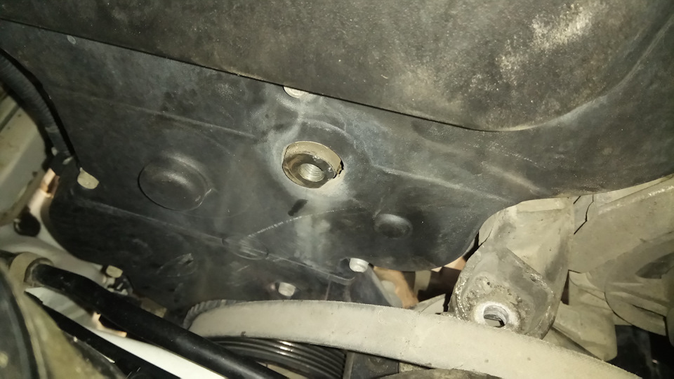 Замена приводного ремня навесного оборудования на 126 двигателе с ГУРом ...