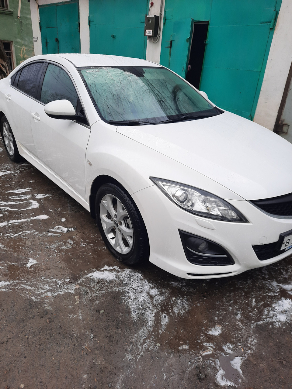 Мир труд май))) — Mazda 6 (2G) GH, 1,8 л, 2012 года | мойка | DRIVE2