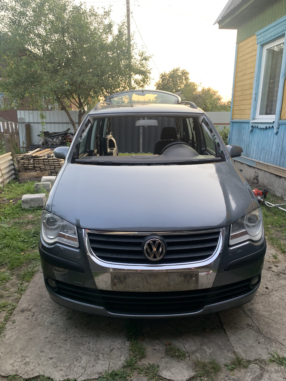 Photo from the logbook Volkswagen Touran (1G)