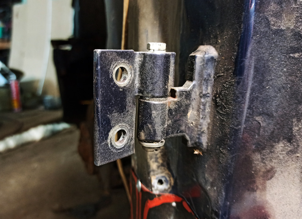 Устранение люфта водительской двери — BMW 3 series (E36), 1,8 л, 1998 ...