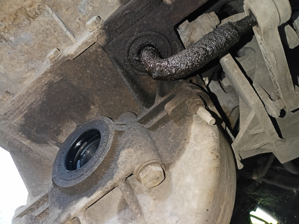 Сказ о том как я менял промежуточный подшипник (подвесной) часть 1 ...