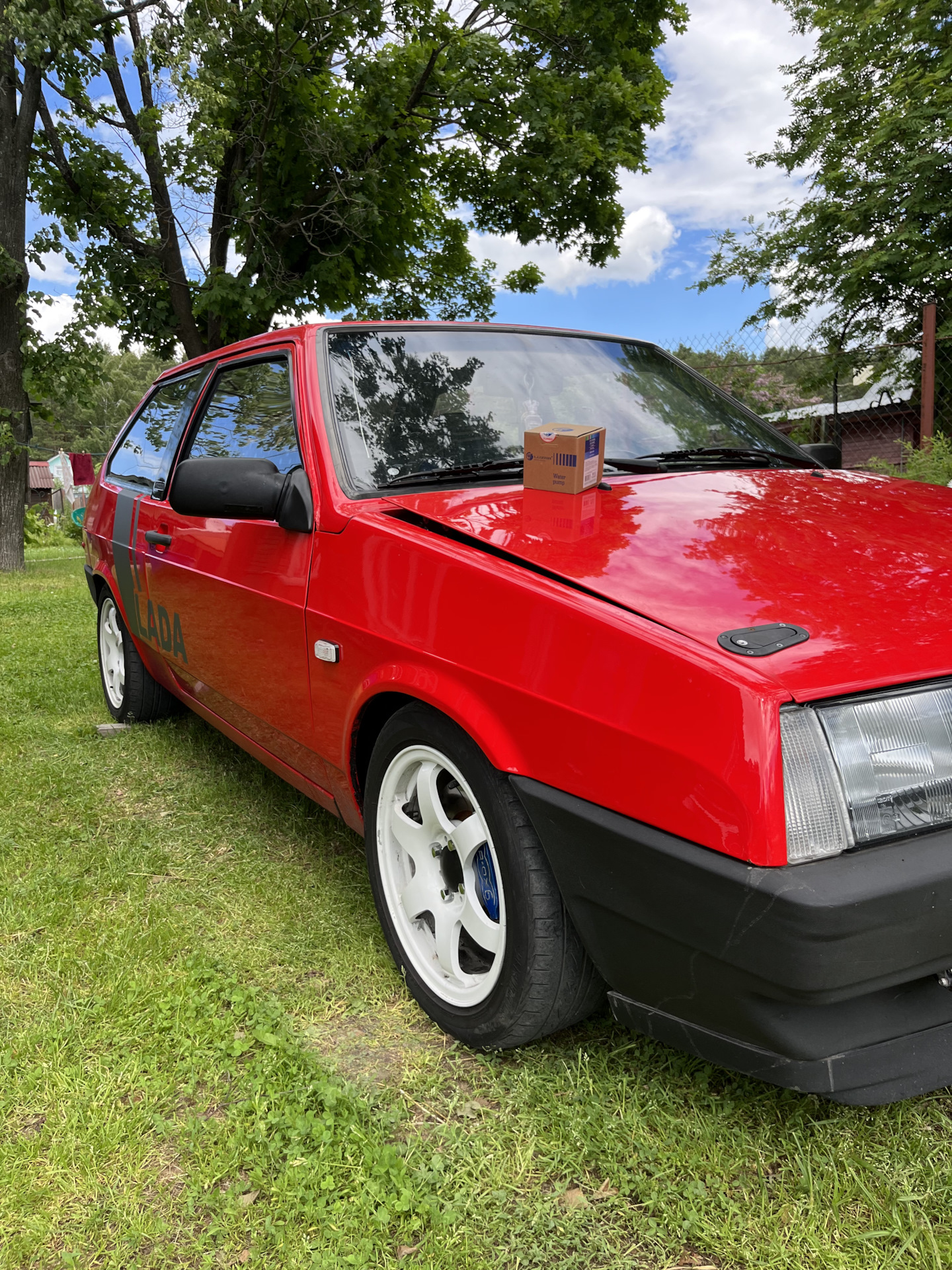 Ваз 21083. Lada 2108.