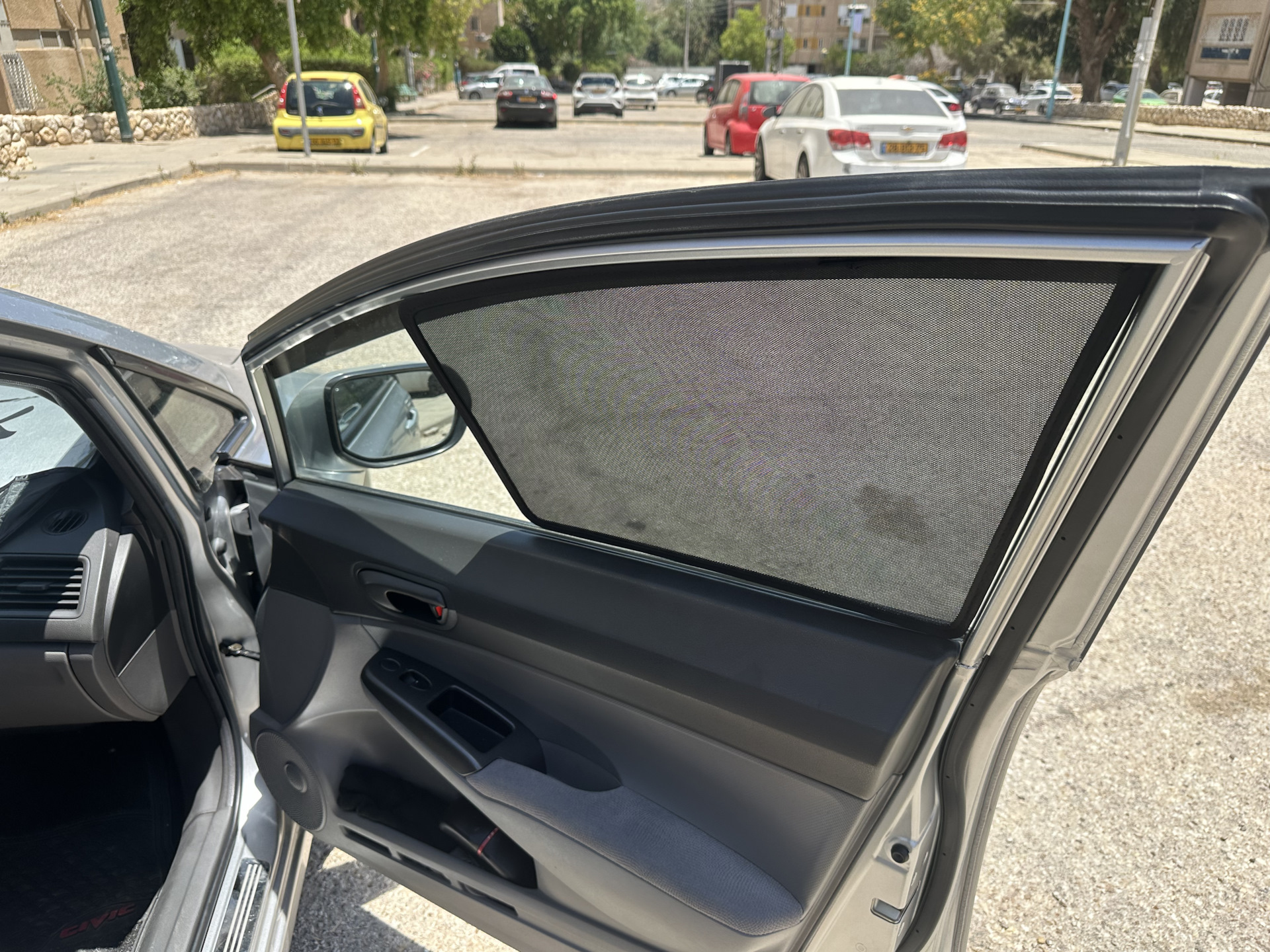 Сетки на окна — Honda Civic 4D (8G), 1,8 л, 2006 года | аксессуары | DRIVE2