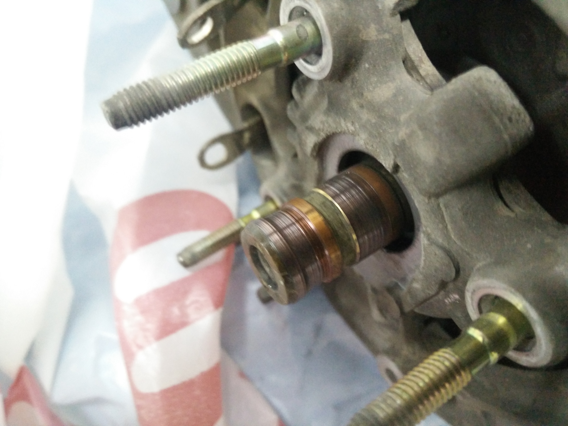 Контактные кольца и подшипники генератора — Toyota Sprinter (110), 1,5 ...