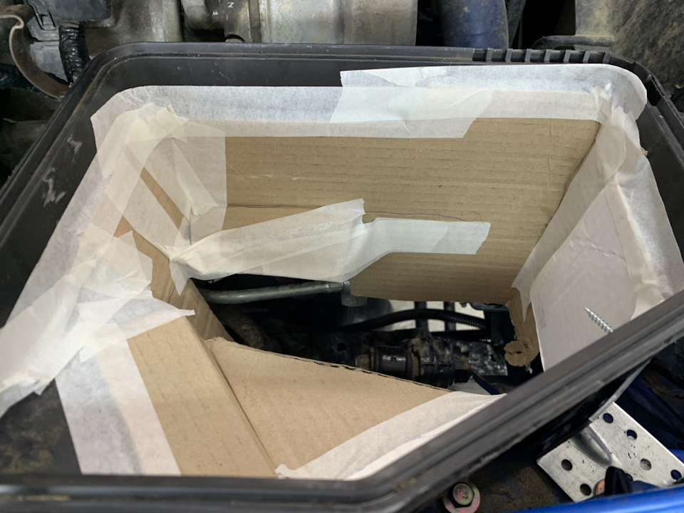 Короб воздушного фильтра — Toyota Land Cruiser 40, 4,3 л, 1982 года ...