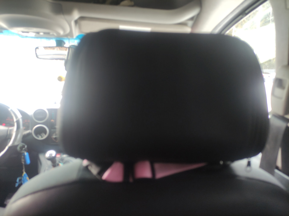 Установка мониторов в подголовник — DRIVE2