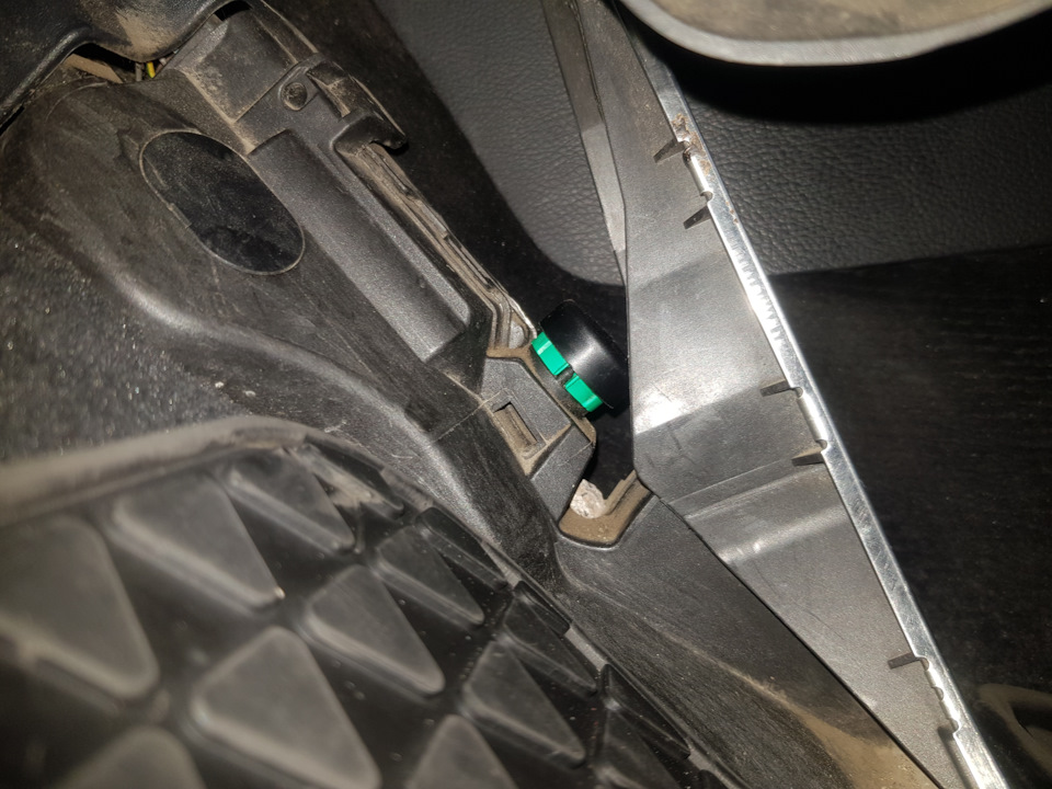 кнопка кикдауна — Volkswagen Passat B6, 2 л, 2008 года | наблюдение ...