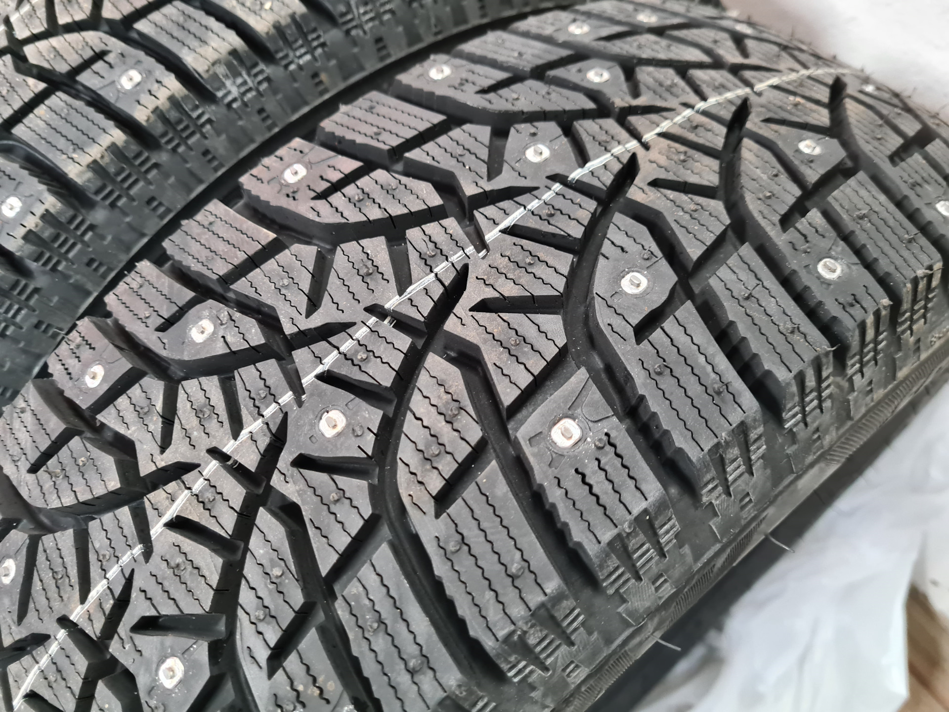 Зимние шины bridgestone blizzak spike 02