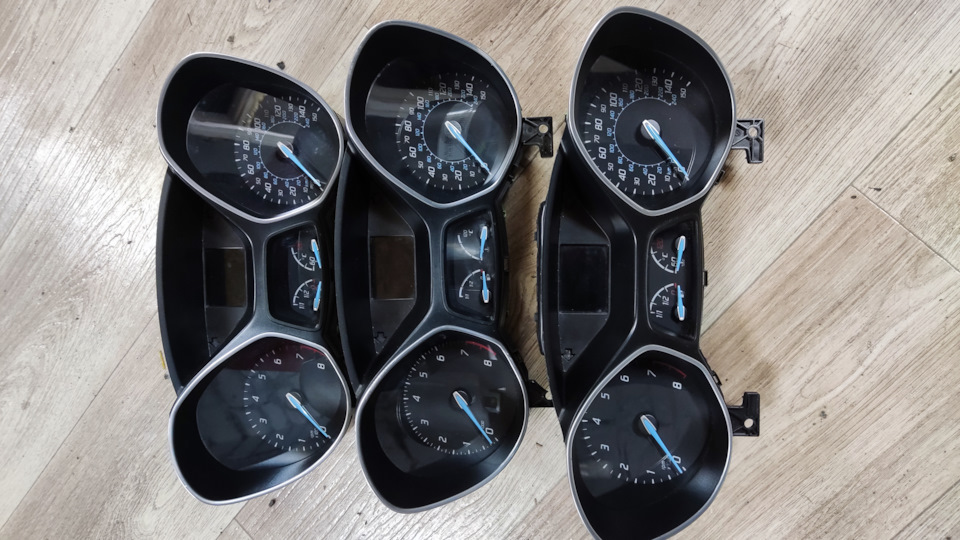 Щиток приборов фф3 на Ford C-Max II, Ford Focus Hatchback III, Ford ...