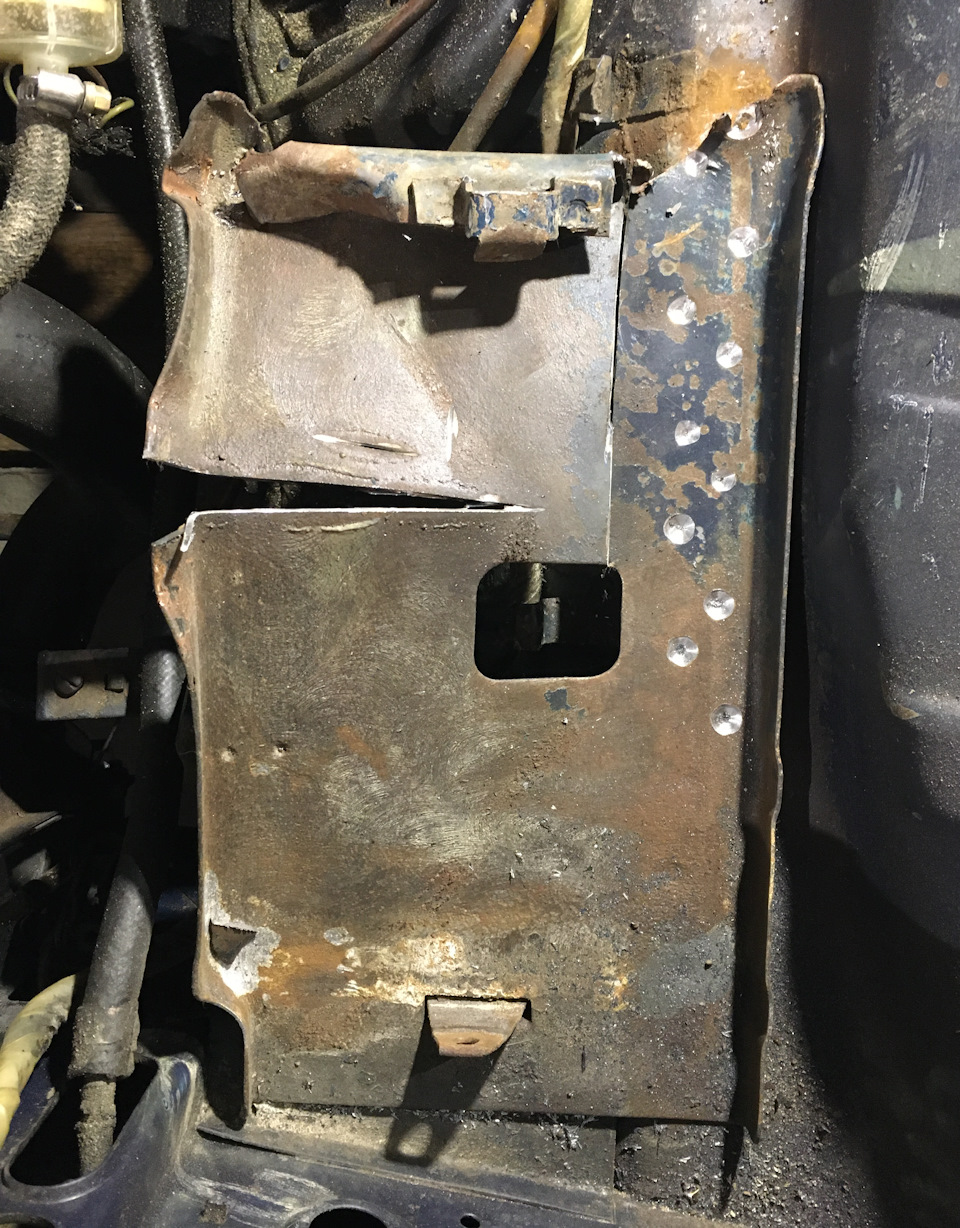 Перенос АКБ в багажник — ГАЗ 24, 2,4 л, 1974 года | своими руками | DRIVE2