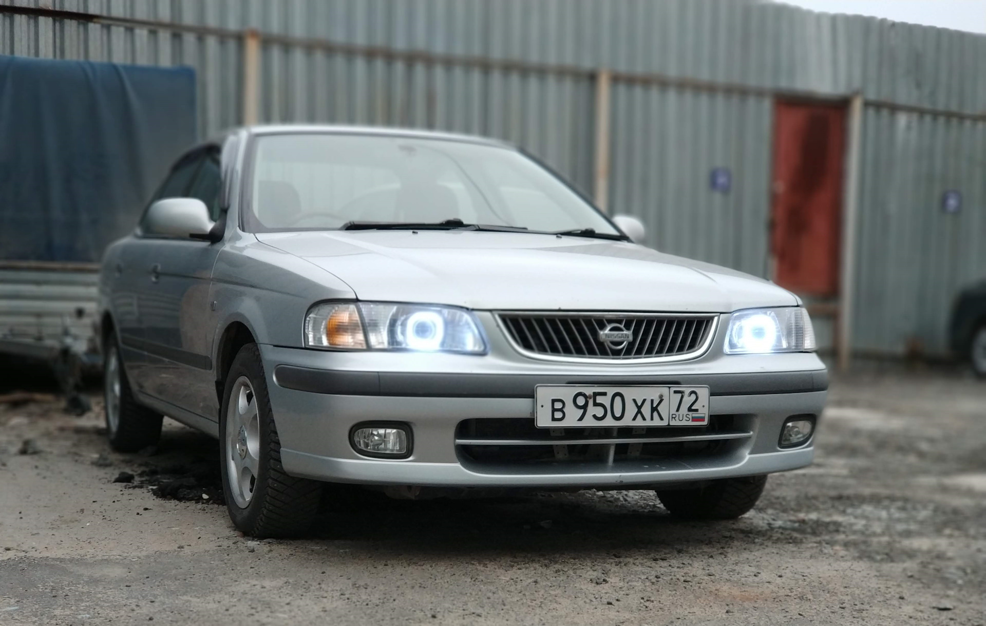 Nissan sunny b15