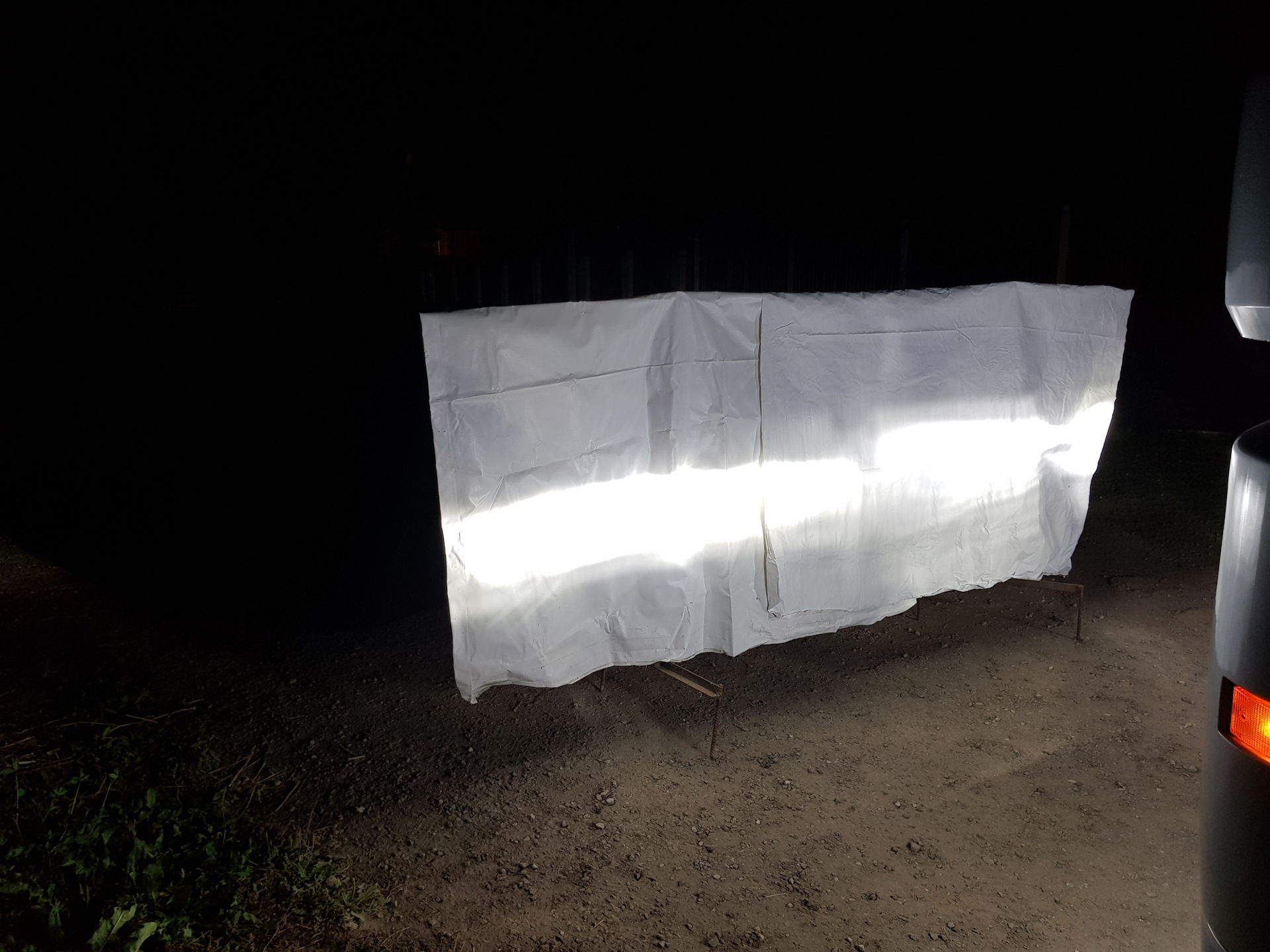 Новый свет на Actros / Замена галогена на LED в головном свете ...