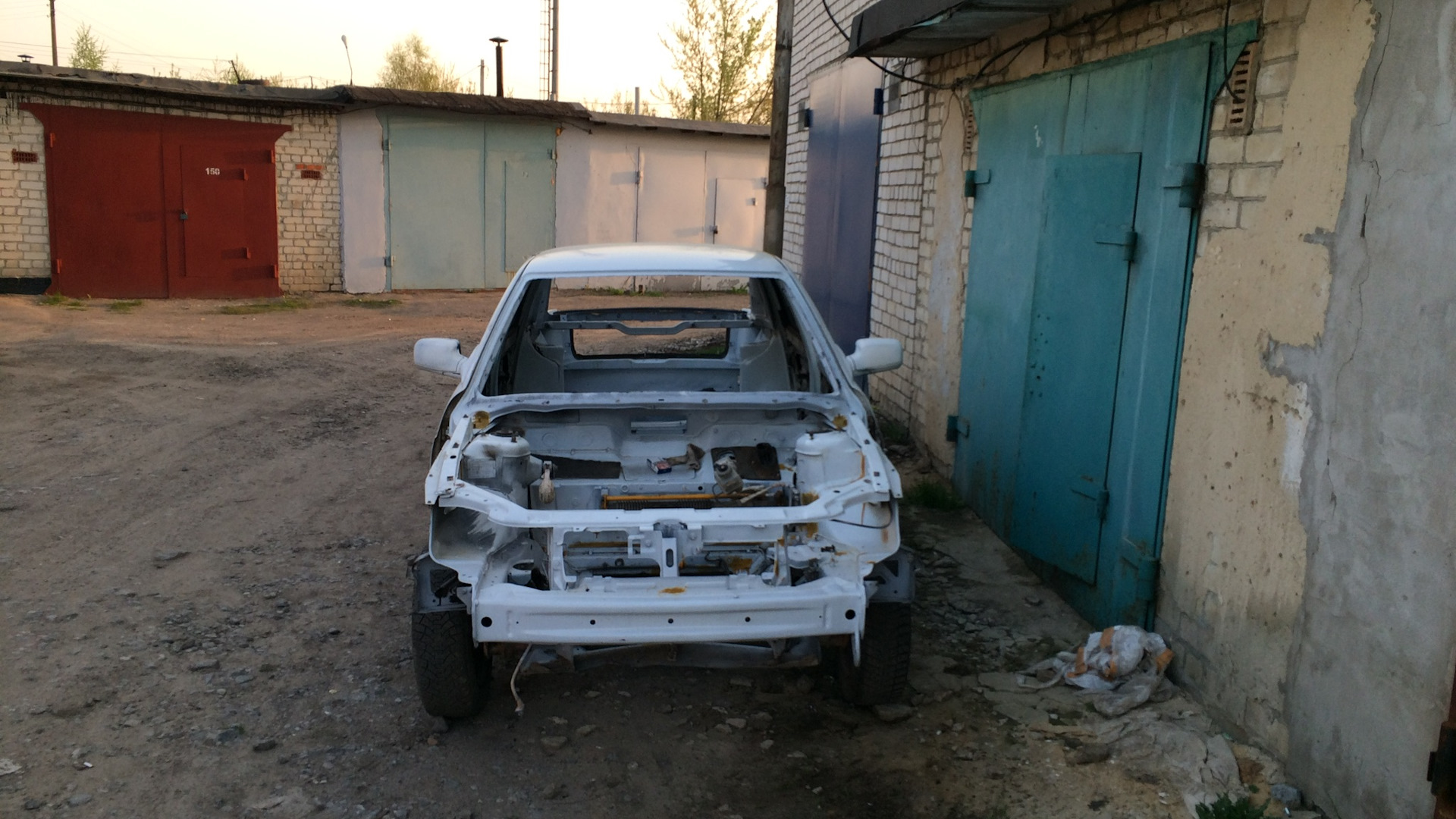 Lada Приора седан 1.6 бензиновый 2011 | С нуля до конца на DRIVE2