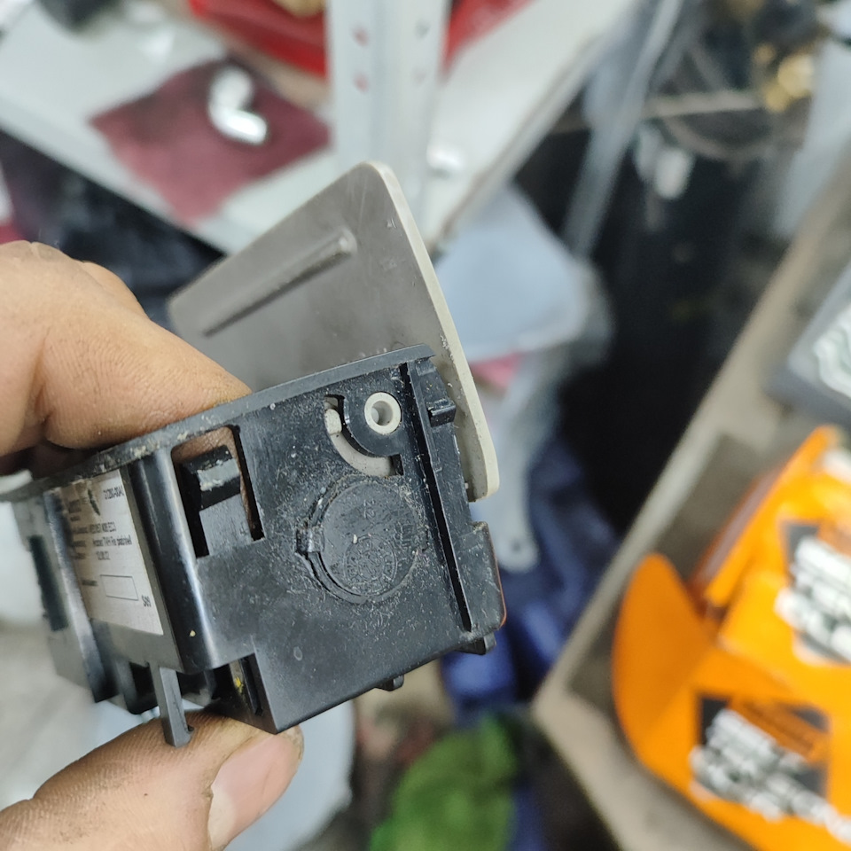 Фото в бортжурнале Audi A8 (D3)