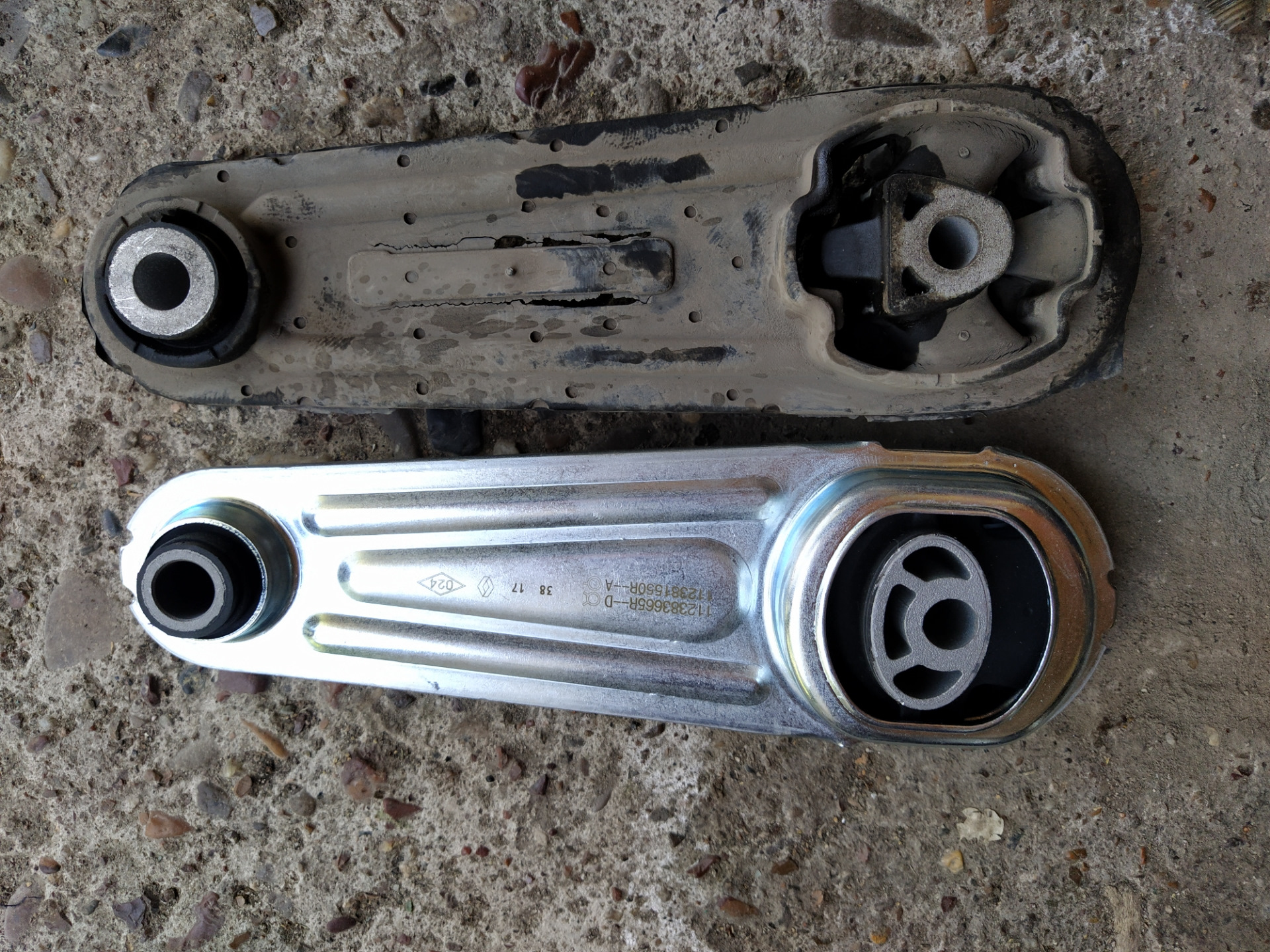 Опоры двигателя рено сандеро степвей. 8200575641 renault. Опоры двигателя рено сандеро степвей. Опора двигателя рено сандеро. Опоры двигателя рено сандеро степвей.