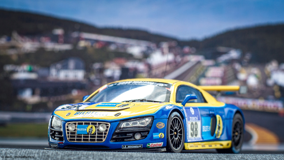 2010 Audi R8 LMS 