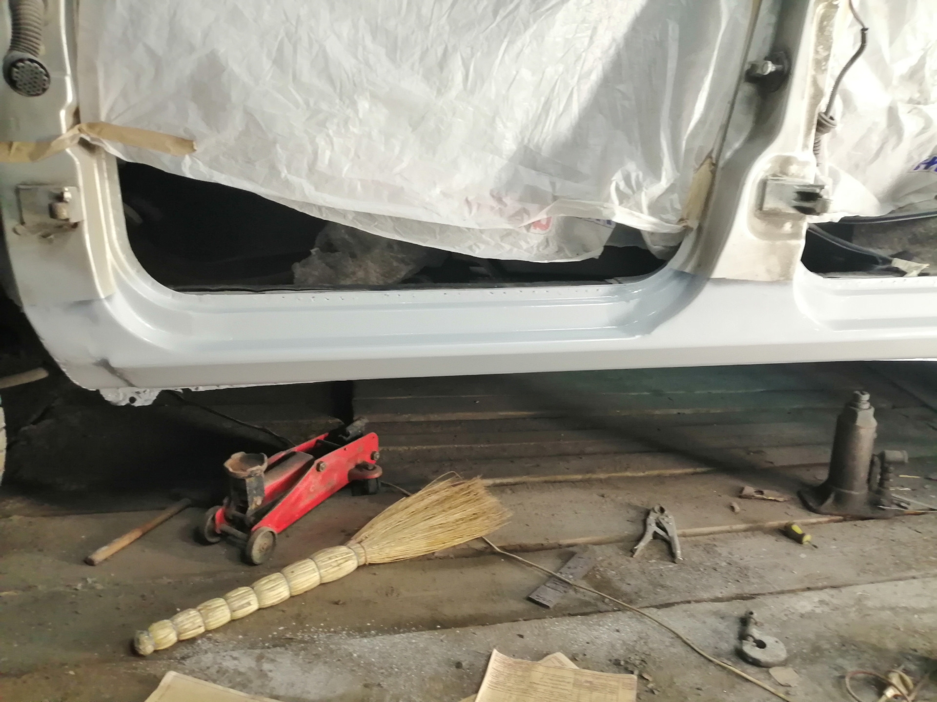 Замена порога часть 2 + покраска — Chevrolet Niva (1G), 1,7 л, 2006 ...