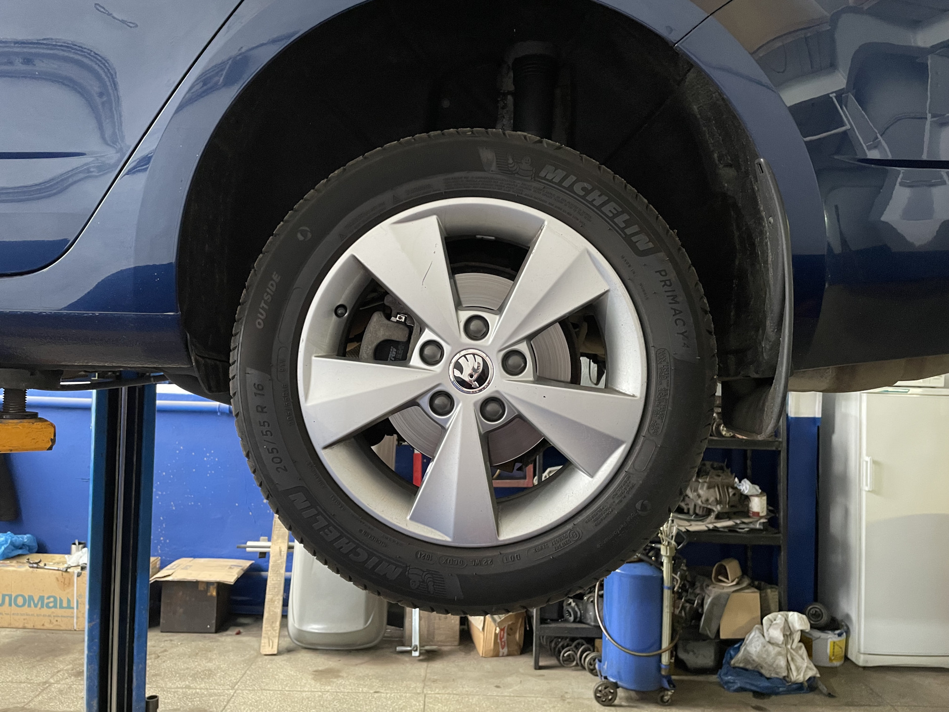 Опыт эксплуатации шин Michelin Primacy 4 (205/55 r16) — Skoda Octavia A7  Mk3, 1,8 л, 2015 года | наблюдение | DRIVE2