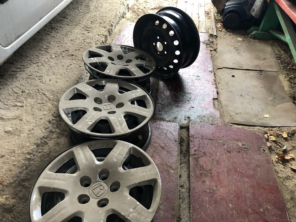 Продам штамповки R16 комплектом — Honda Civic 4D (8G), 1,8 л, 2007 года ...