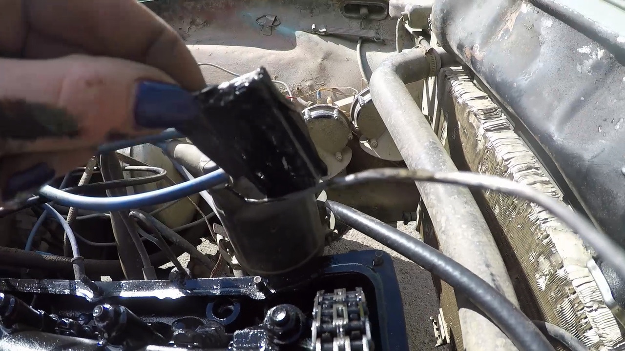 Гайка меняет успокоитель цепи и масла на Ниве — Lada 4x4 3D, 1,7 л ...