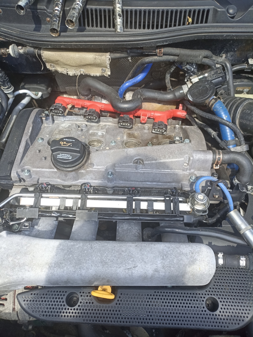 Замена свечей зажигания — Volkswagen Jetta IV, 1,8 л, 2000 года ...