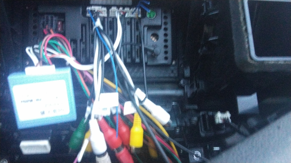 Добрый вечер, возникла проблема, установил 2х дин магнитолу, не ...