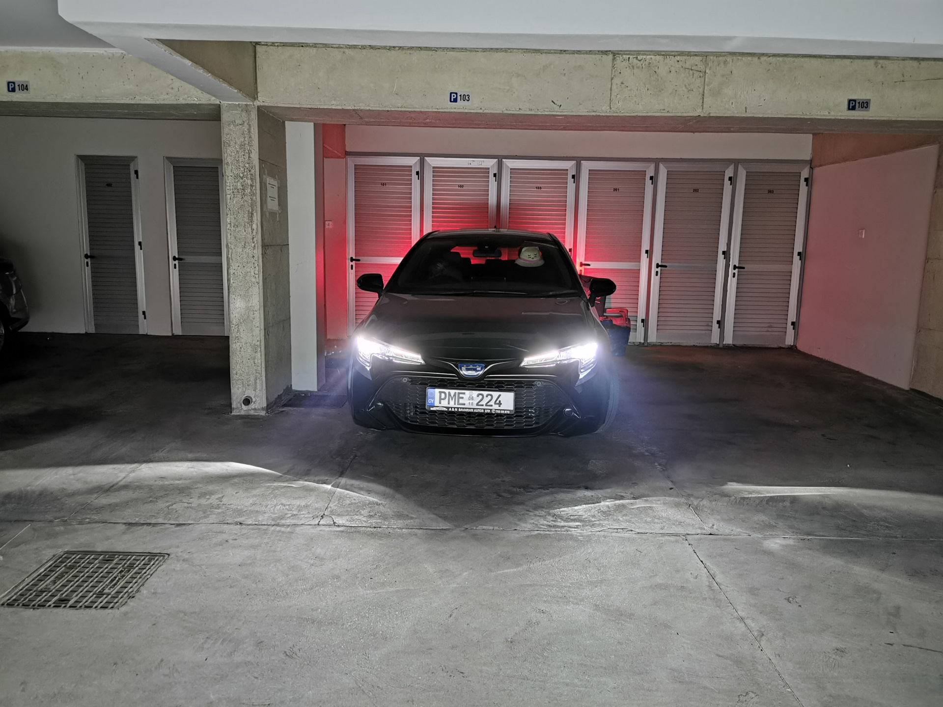Первые месяцы эксплуатации — Toyota Corolla (E210), 1,8 л, 2018 года ...