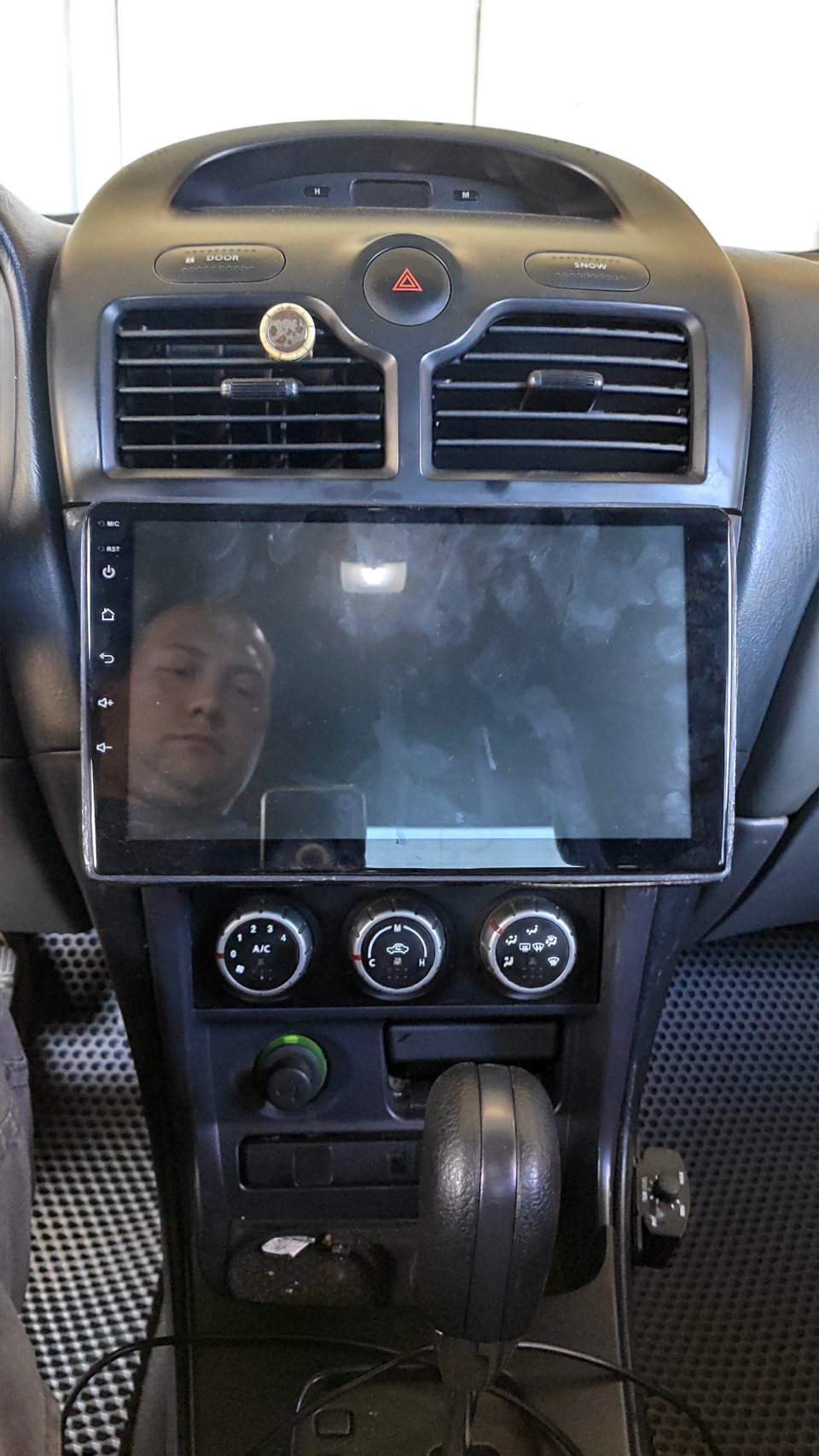 Магнитола на альмеру классик. Магнитола на альмеру классик