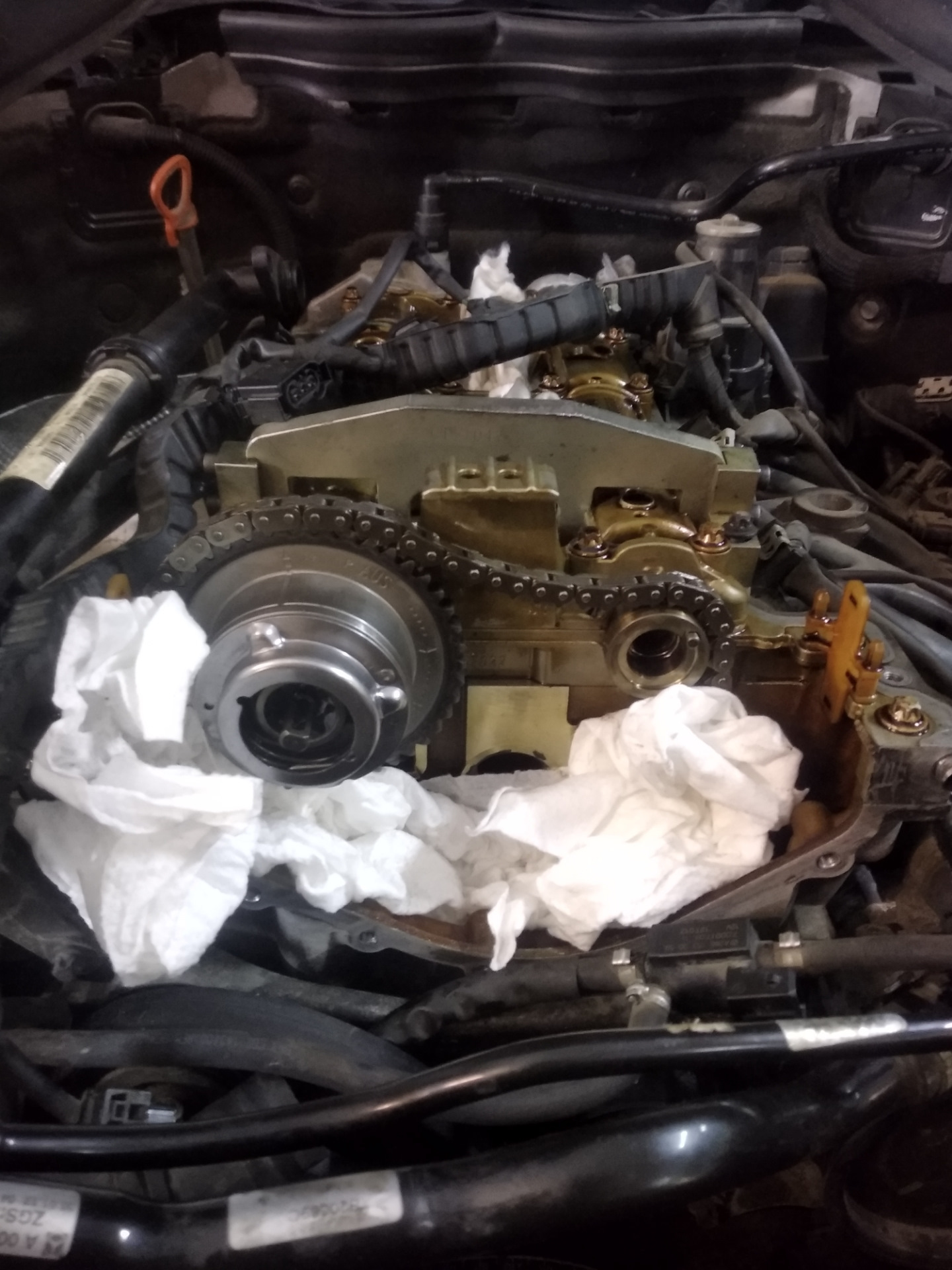 Замена цепи и звёзд ГРМ w204 c200 — DRIVE2