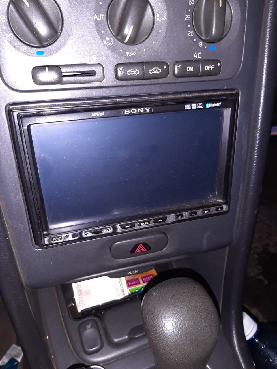 Поворотник не подмигивает, а аварийка не паникует — Volvo S70, 2,5 л ...