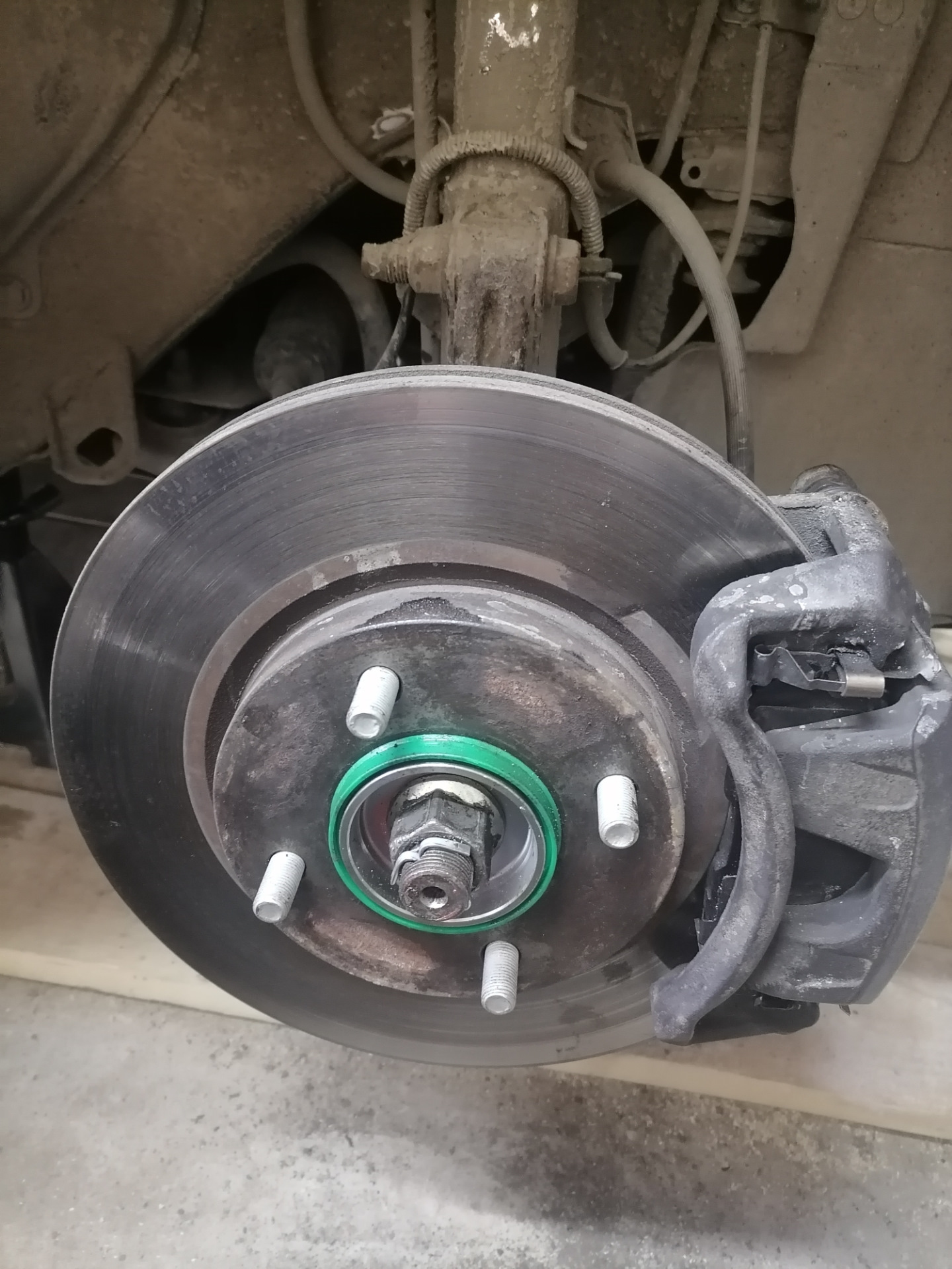 Замена передний правой ступицы MILES DB83007 на Marshall M8137535 ...