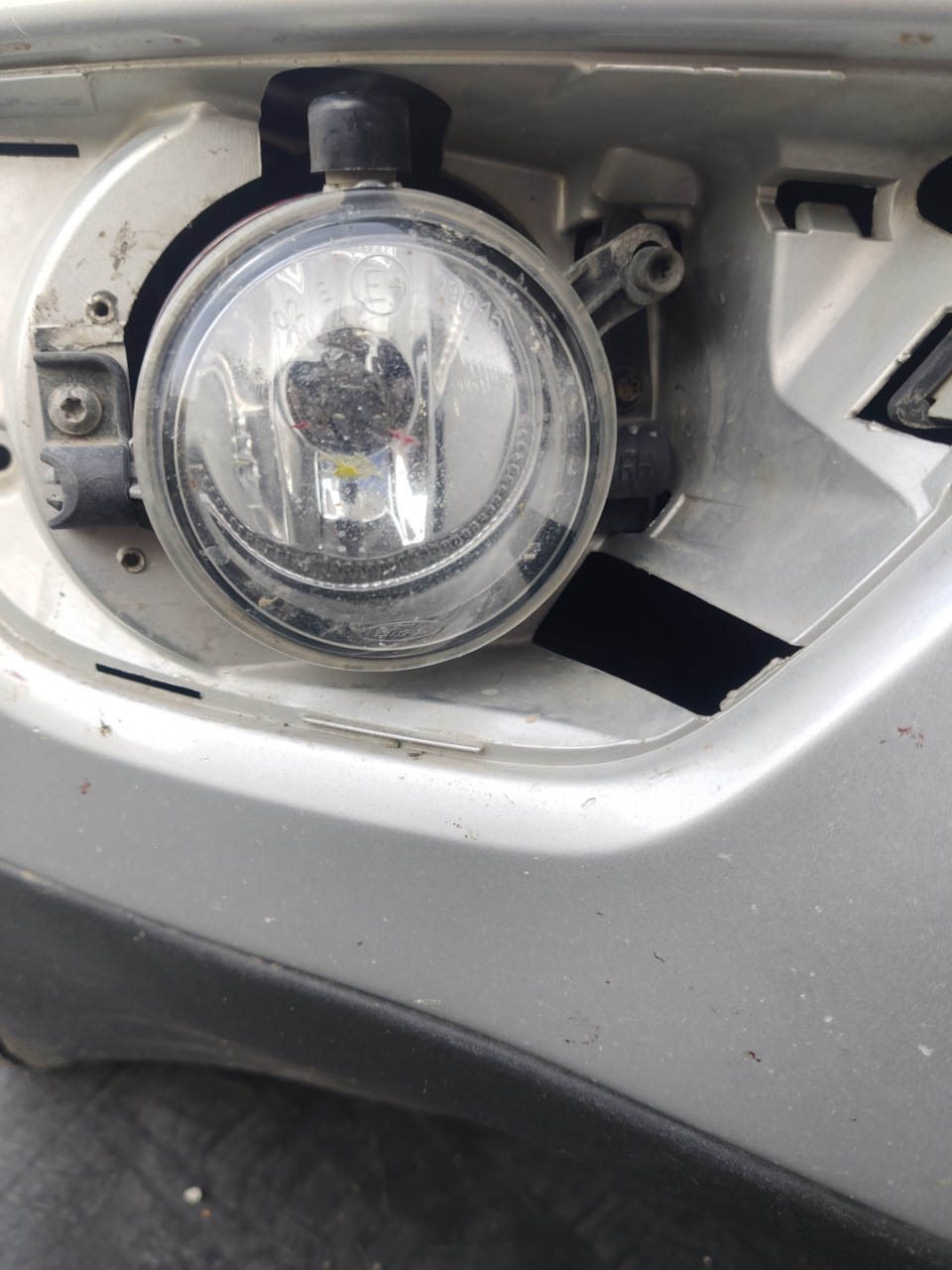 Форд Куга 1 замена ламп в ПТФ. Перешив чехла ручки КПП. — Ford Kuga (1G ...