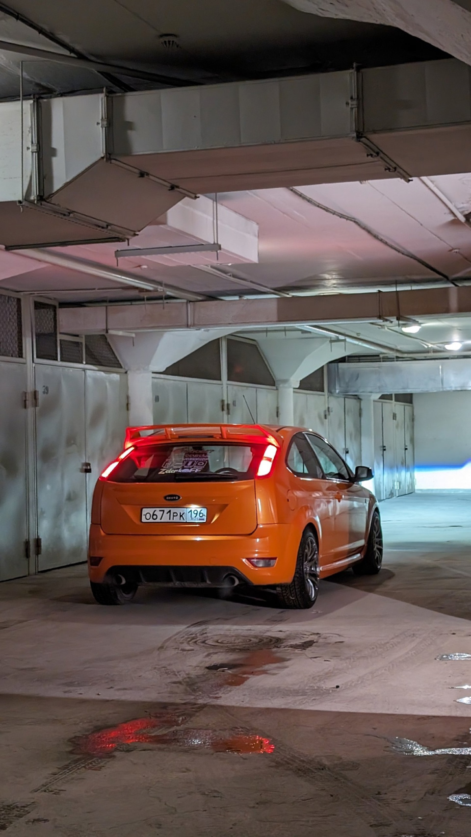 12. Подкинул саб к штатной ГУ Sony — Ford Focus II ST, 2,5 л, 2008 года |  автозвук | DRIVE2