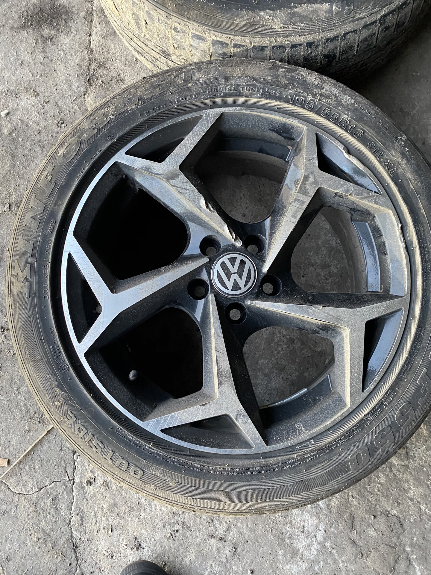Где купить один диск? — Volkswagen Polo Sedan, 1,4 л, 2018 года ...